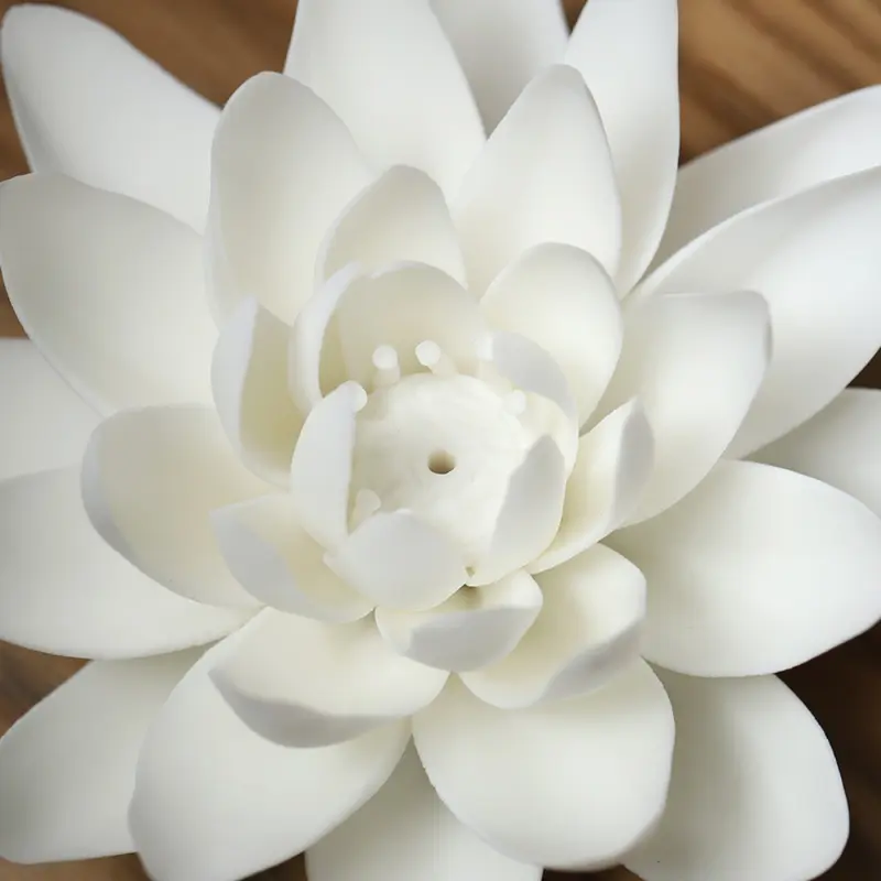 Ceramic-Flower-Lamp
