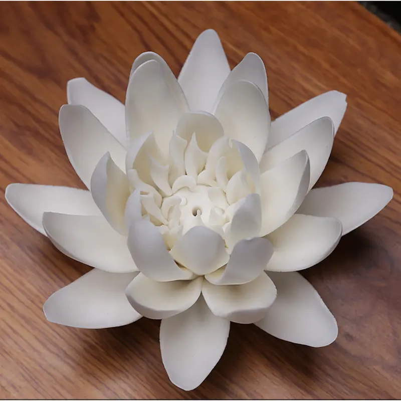 Ceramic-Flower-Lamp