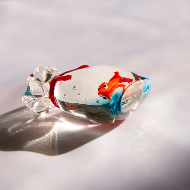 6bb5b08c775daa8bde70e0002b6b7b7c Handmade-Glass-Pocket -Fish-Ornament
