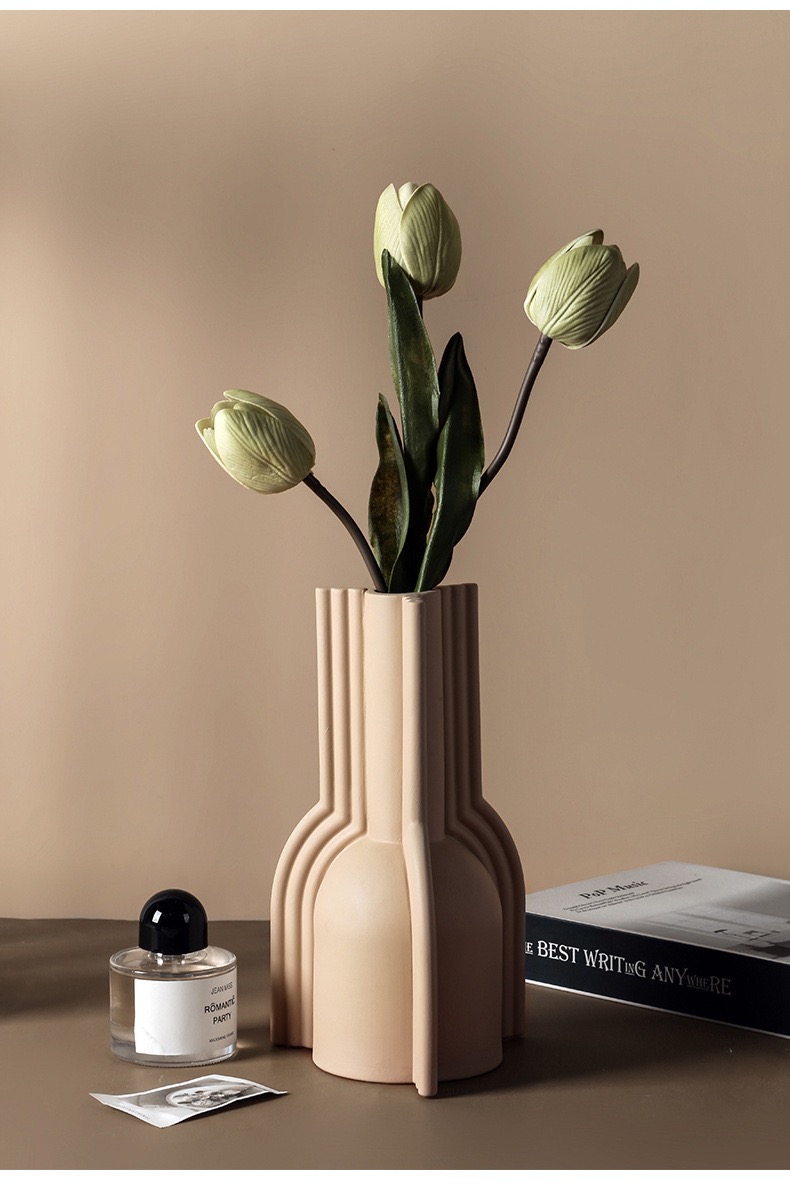 geometric-art-vase