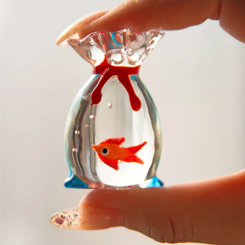 d5e453d753a60fb8bc1f0ca1bcb372fb Handmade-Glass-Pocket -Fish-Ornament
